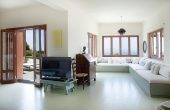 with spacious zones, Smart TV, writing corner